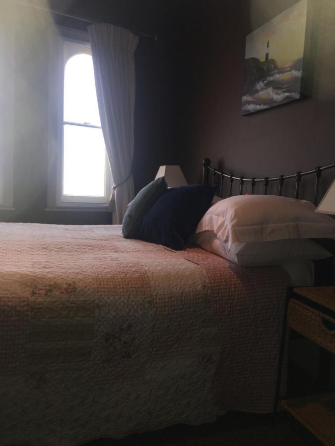 Bed and Breakfast Regency House Уолтон-он-Наз Экстерьер фото