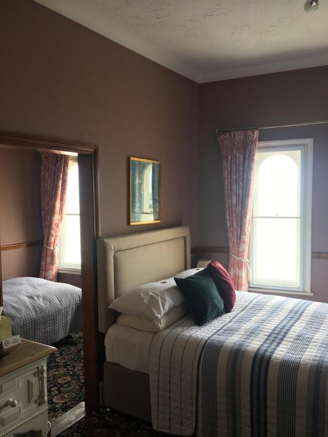Bed and Breakfast Regency House Уолтон-он-Наз Экстерьер фото
